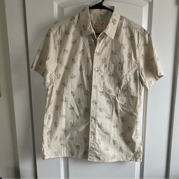American Eagle Outfitters Shirts American Eagle Hawaiian Palm Tree